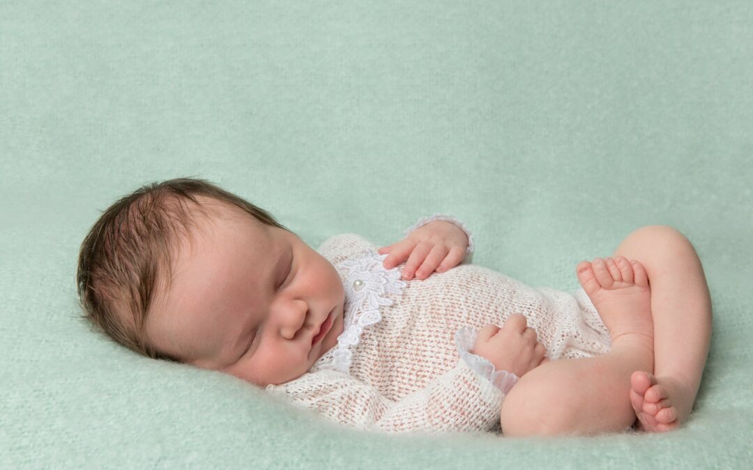 What to Expect at a Newborn Photoshoot