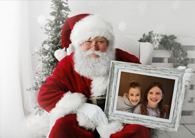 Digital photograph with Santa by Northampton photographer