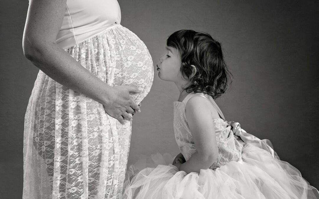 Embracing the Glow: The Magic of Maternity Photos